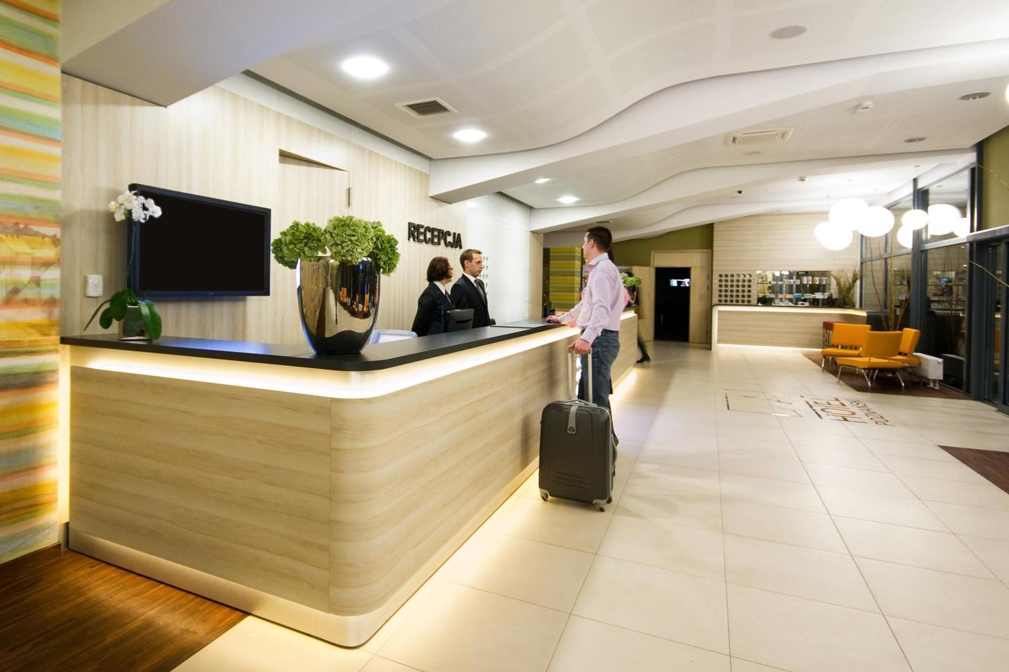 Hotel Poznanski A2 Luboń 외부 사진