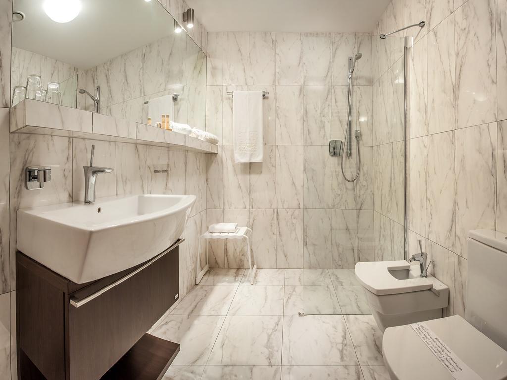 Hotel Poznanski A2 Luboń 외부 사진