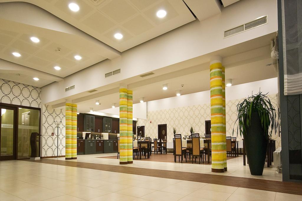 Hotel Poznanski A2 Luboń 외부 사진