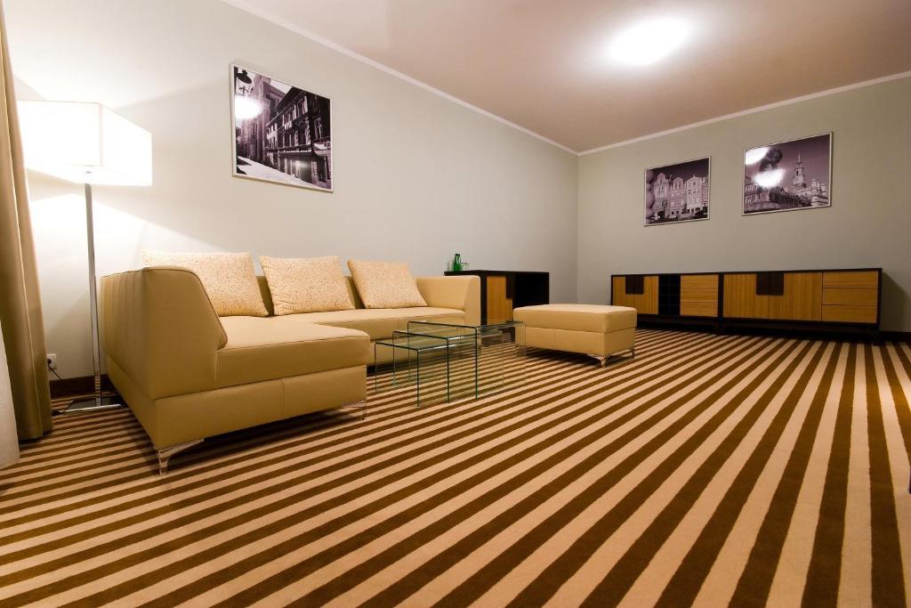 Hotel Poznanski A2 Luboń 객실 사진